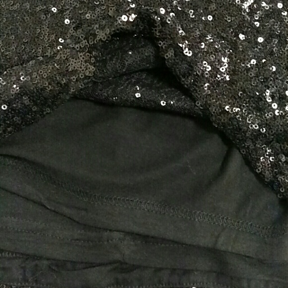 The Limited Sequin Skirt Women's Size S 🎉 - Picture 3 of 7